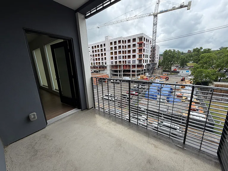 806 Olympic St #402 — Photo 22