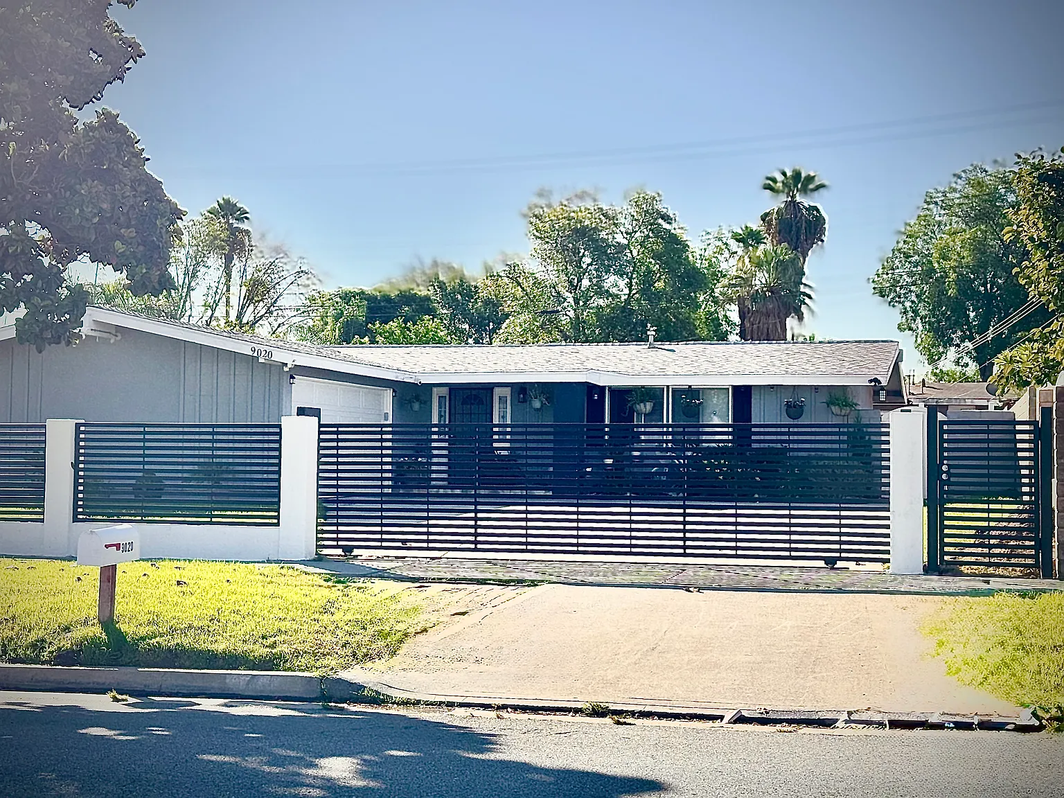 Indiana Ave, Riverside — Photo 1