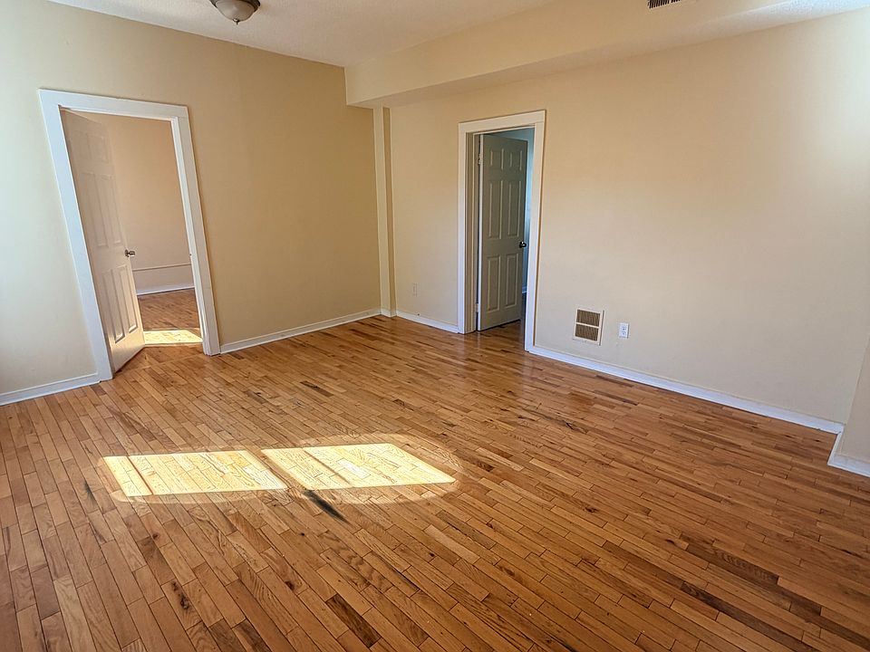 1st image of 33 Dickerman St #D