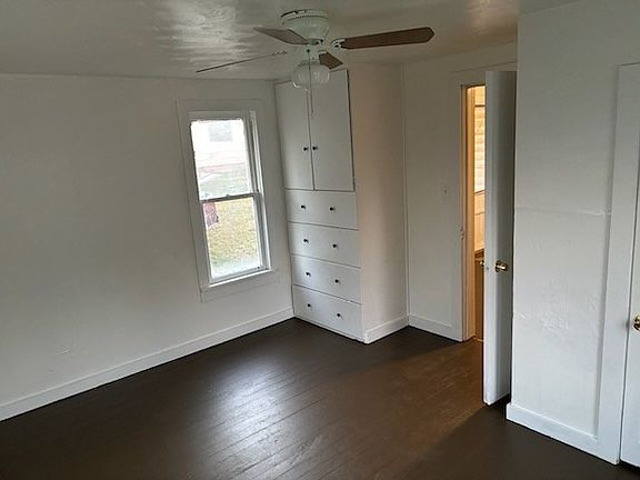 5th image of 209 N 8th St