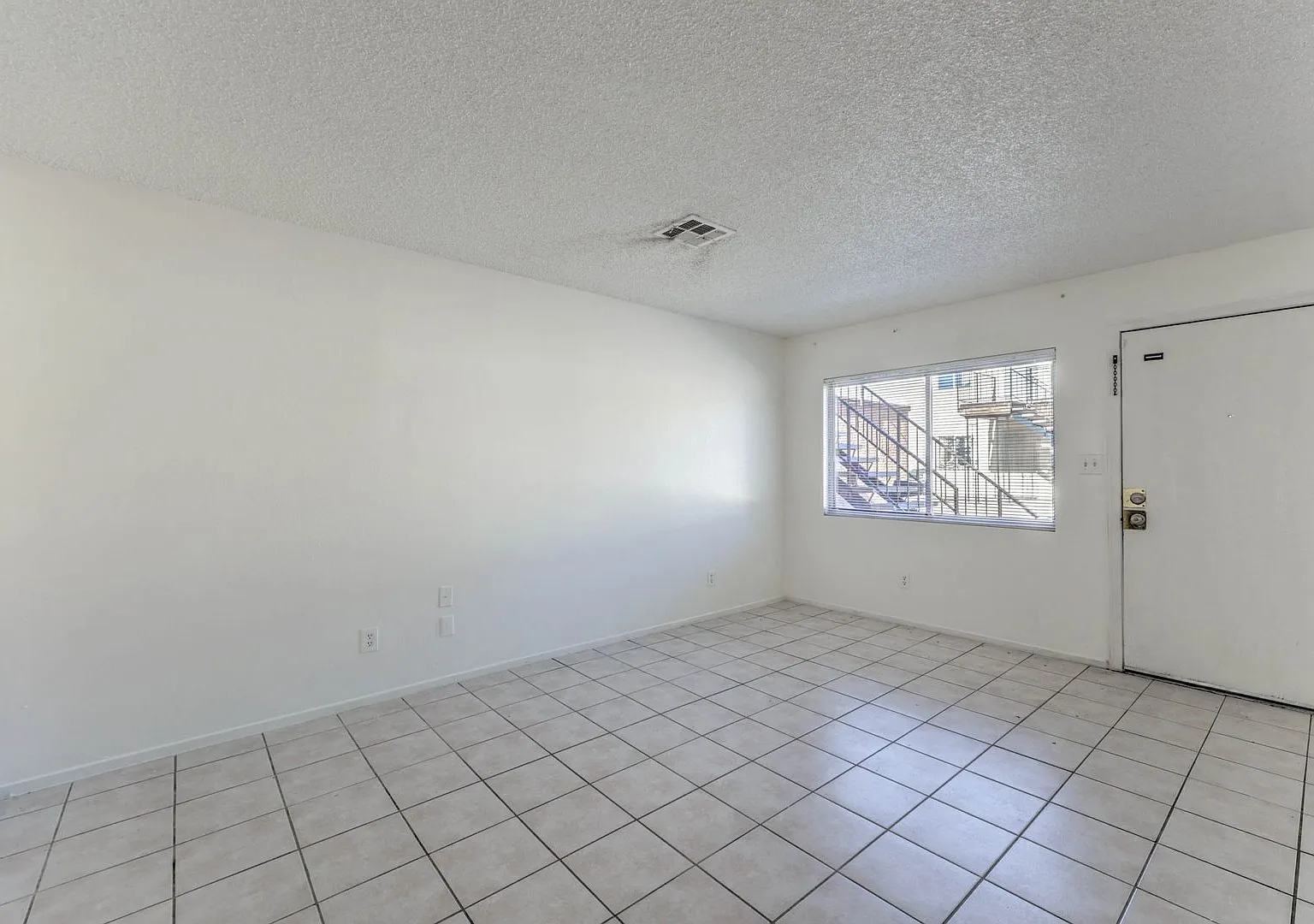 3109 N. Walnut — Photo 4