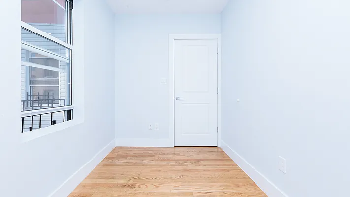 Rented by Nooklyn NYC LLC | media 15