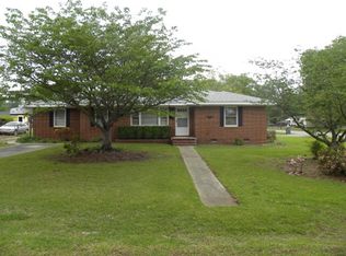 400 Thomas St, Roanoke Rapids, NC 27870