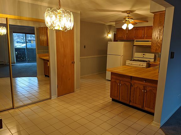 3rd image of 12840 S 71st Ave #106