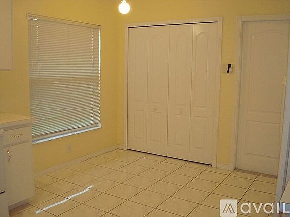 3rd image of 1252 Timber Trace Dr