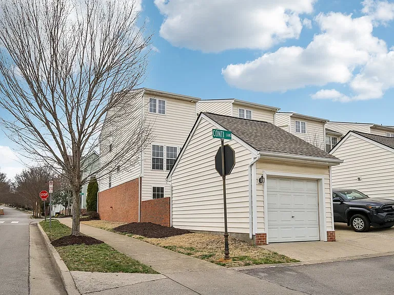 7841 Heaton Way — Photo 38