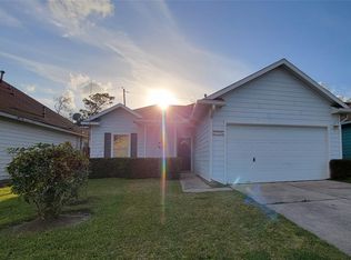 2820 C St, La Porte, TX 77571