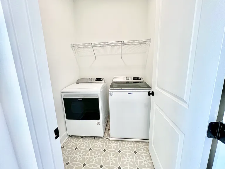 401 Cranford Way — Photo 15