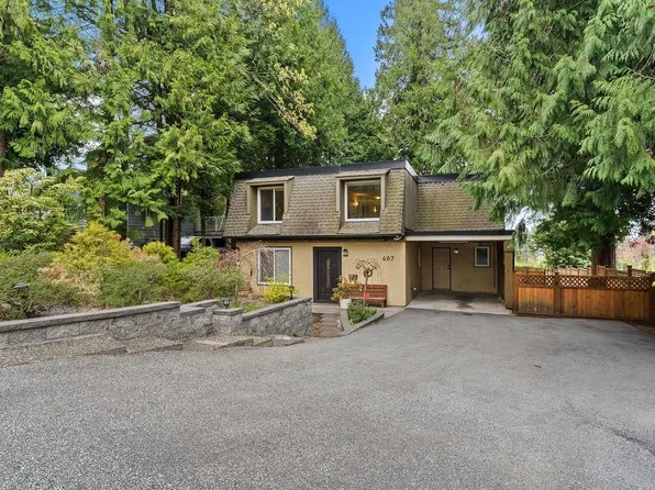 407 Dartmoor Dr, Coquitlam, BC V3K 5V3