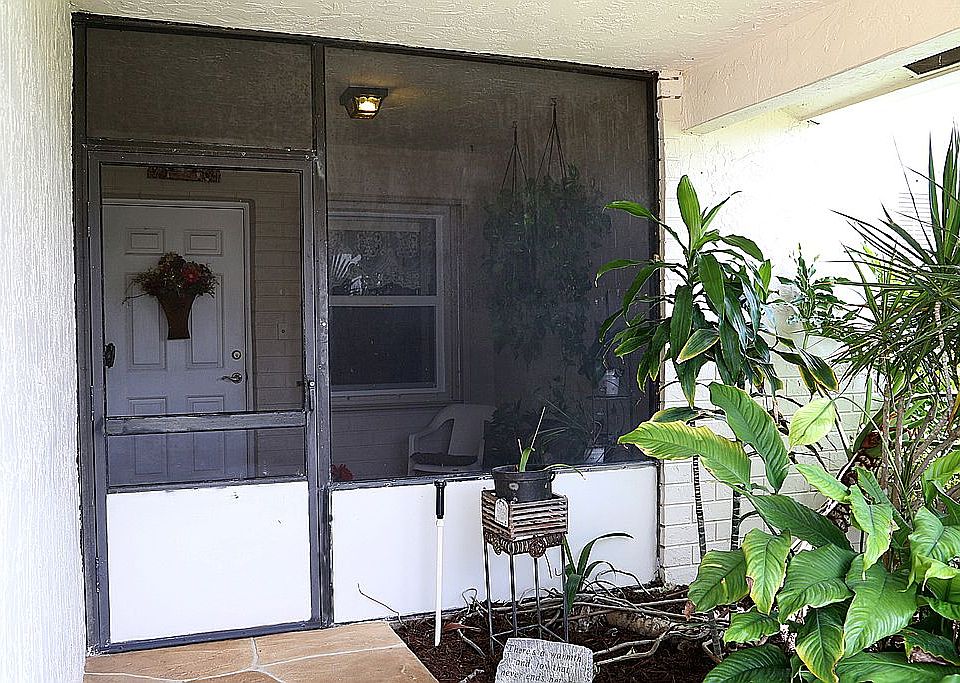 1st image of 3490 Amalfi Dr