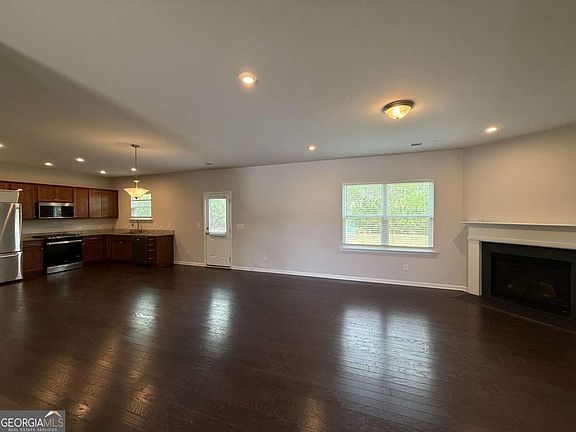5th image of 5839 Wheeler Ridge Rd #R