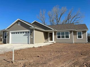 2262 Honeygold Ct, Appleton, WI 54913