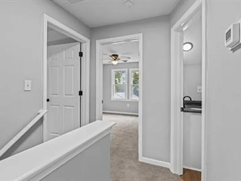 121 Glendale Ave — Photo 10