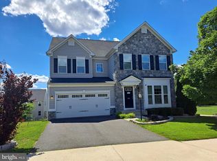 25833 Sycamore Grove Pl, Aldie, VA 20105