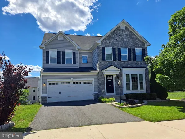 25833 Sycamore Grove Pl, Aldie, VA 20105