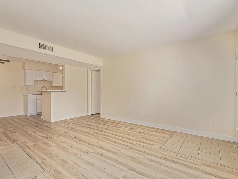 5995 N 78th St #1037 — Photo 12
