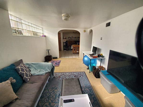 305 Scott Ave APT B