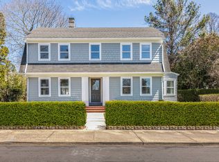 10 Howard St, Sag Harbor, NY 11963