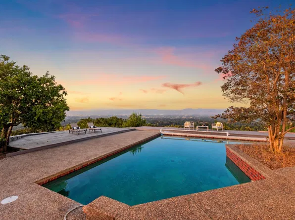 16490 Wood Acres Rd, Los Gatos, CA 95030