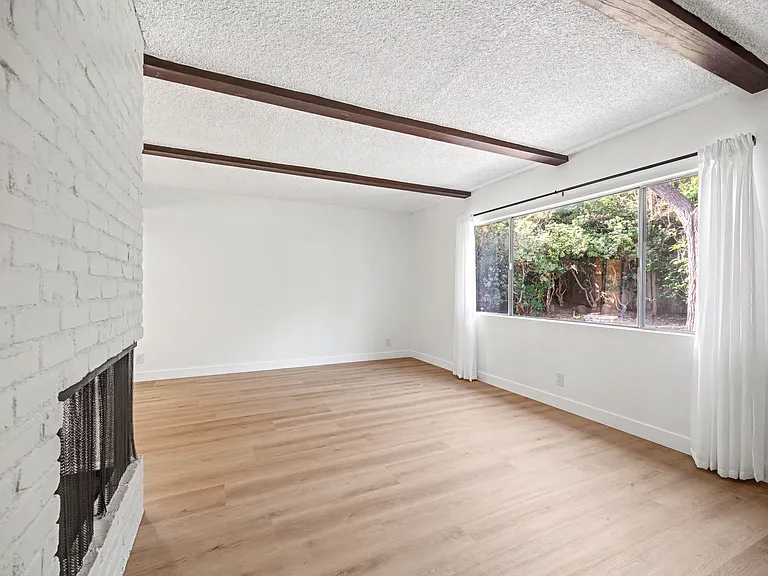 4413 Canoga Dr — Photo 15