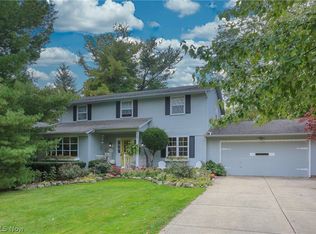 33132 Springside Ln, Solon, OH 44139