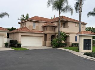 8136 Constantine Dr, Huntington Beach, CA 92646