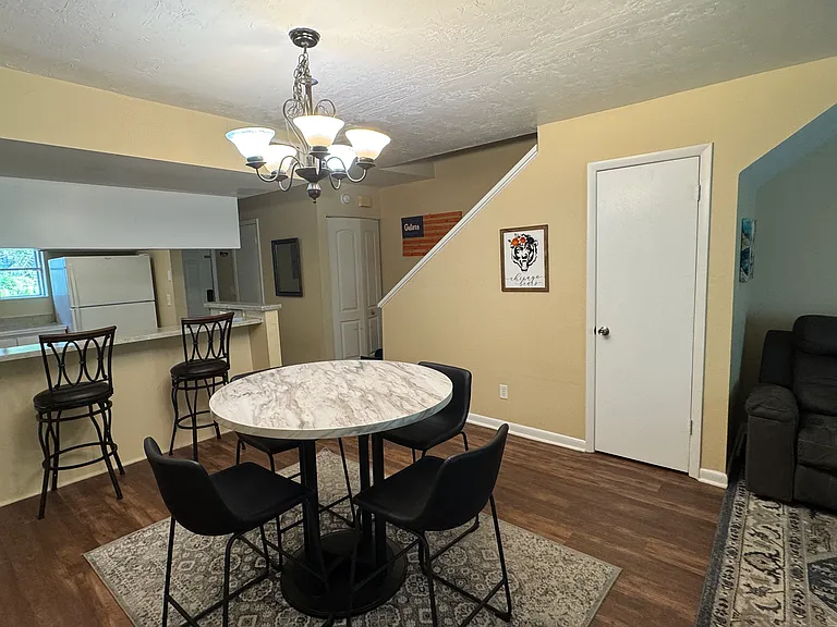 4411 SW 34th St #301 — Photo 7