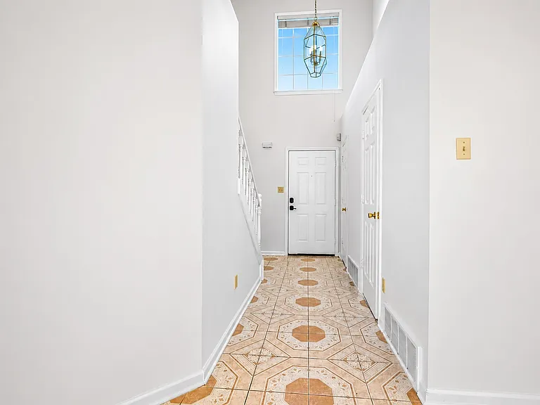 7361 Appling Ridge Dr — Photo 2