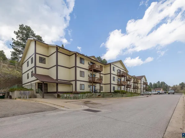 744 Prospect Ave APT 312, Lead, SD 57754
