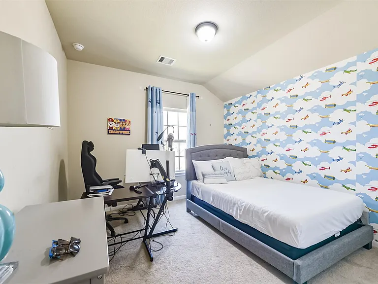 19027 Bowden Harbour Dr — Photo 18