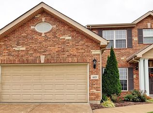 615 Derek Dr, Wentzville, MO 63385