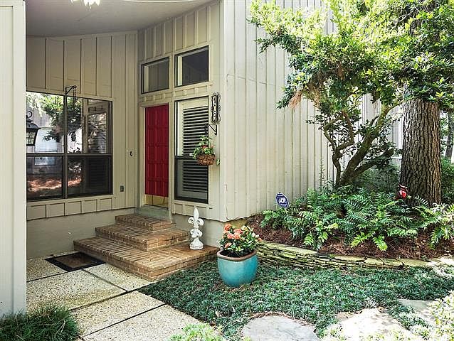1st image of 109 Grand Cheniere Dr #109