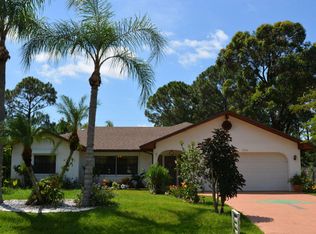 574 SE Faith Ter, Port Saint Lucie, FL 34983