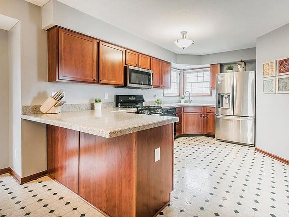 5th image of 5730 Pinewild Dr