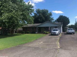 13 Roberts St, Greenbrier, AR 72058