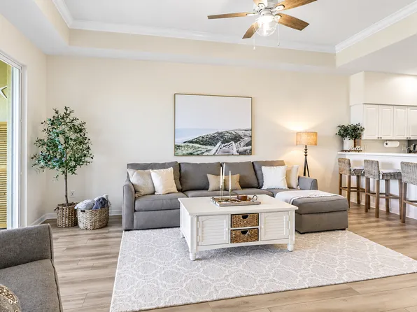 1781 Four Mile Cove Pkwy, Cape Coral, FL