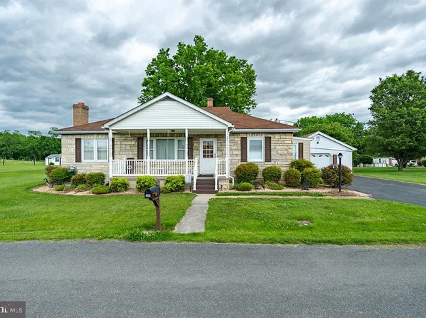 264 Hopewell Ave, Mount Jackson, VA 22842