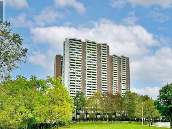 5 Massey Sq #2411, Toronto, ON M4C 5L6