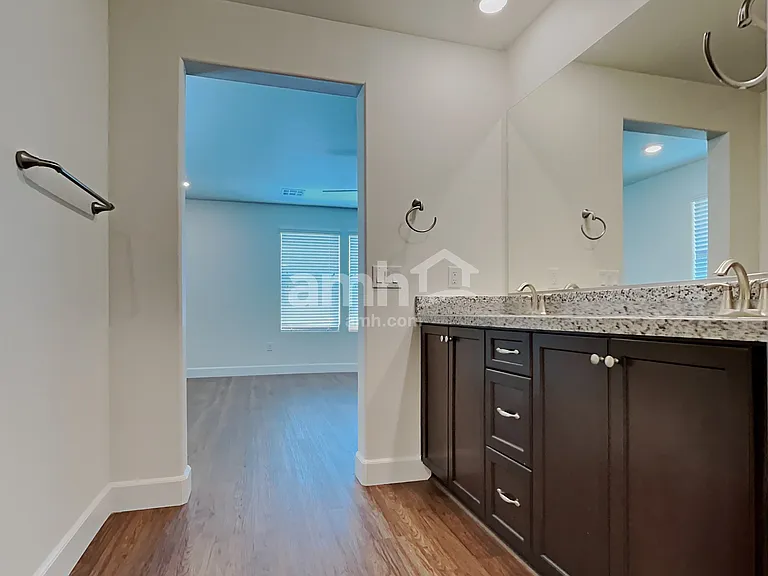 1510 Golden Hour Ave — Photo 13