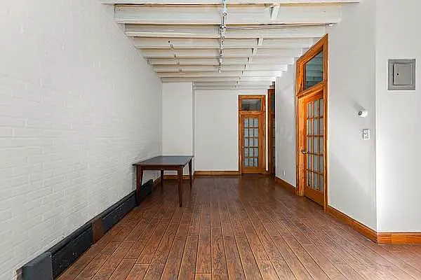 Rented by TorsX Inc | media 4