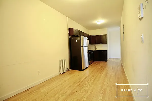 Rented by Grand & Co. | media 3