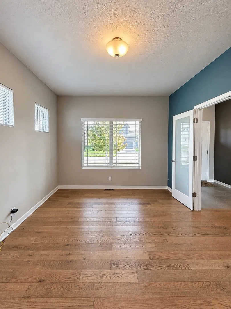 Room to Live, Work & Grow in Elkhorn! 5 Bedroom 3.5 Bath House! — Photo 4