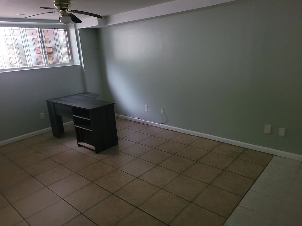 2nd image of 200 Wellington Ct #2