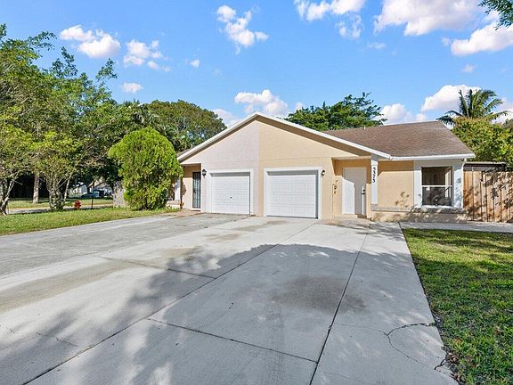 2nd image of 5373 Gray Fox Court