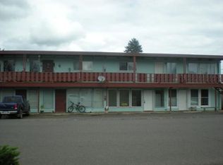 2 W F St APT 5, Creswell, OR 97426
