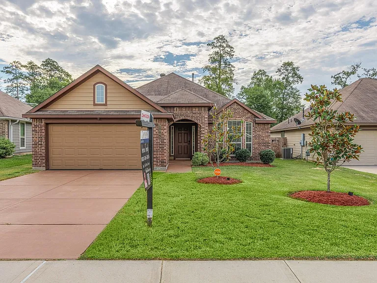 1945 Briar Grove Dr — Photo 25