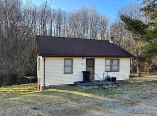 338 Mays Hollow Rd, Pembroke, VA 24136