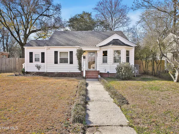 3241 Camden Circle, Wilmington, NC 28403