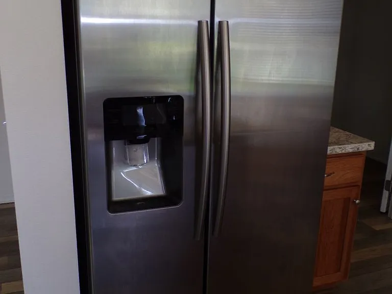 2812 Athens Ct — Photo 23