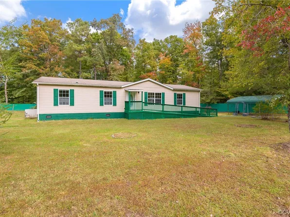 17221 Courtney Rd, Hanover, VA 23069